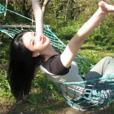 5个吓鬼的少年